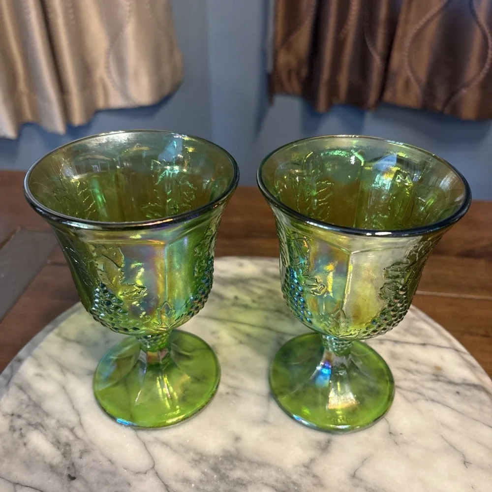 2pc VTG 70s Indiana Glass Harvest Grape Carnival Green Goblet Iridescent Lime